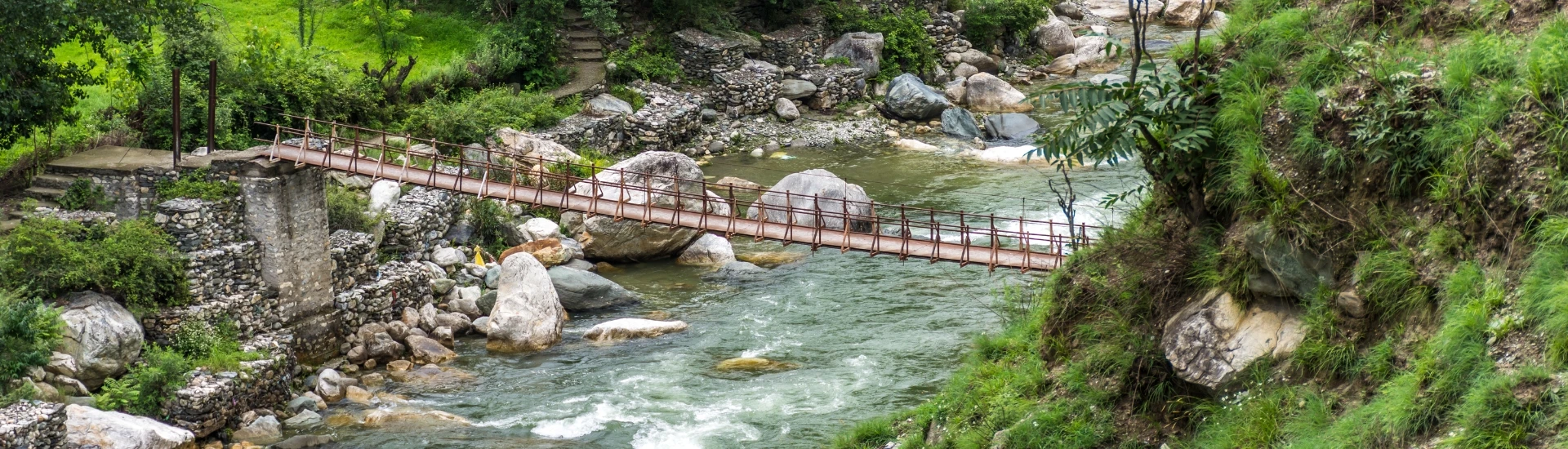 Jibhi Tirthan Valley Escape